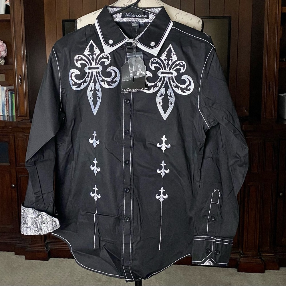 Victorious Men’s Embroidered Button Down Shirt with Rhinestones Size S Black